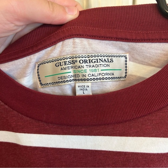 GUESS Doheny Stripe Crew T Shirt Size Large Tibetan Red Logo Tee Men’s - Picture 3 of 6